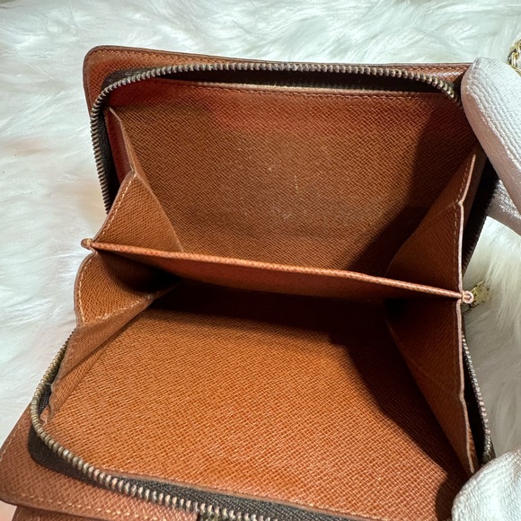 💯AUTHENTIC LOUIS VUITTON monogram Wallet - Picture 5 of 11